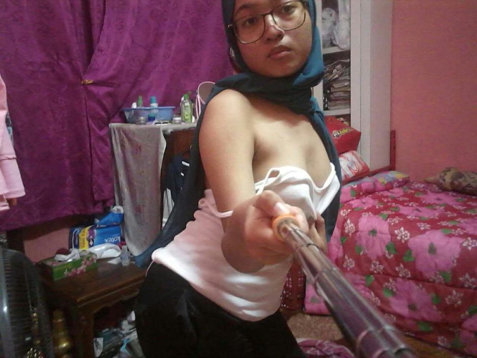 Today’s Phenomenon Jilbab Bokep Indo Viral Malam Panas Bersama Bintang Panggung