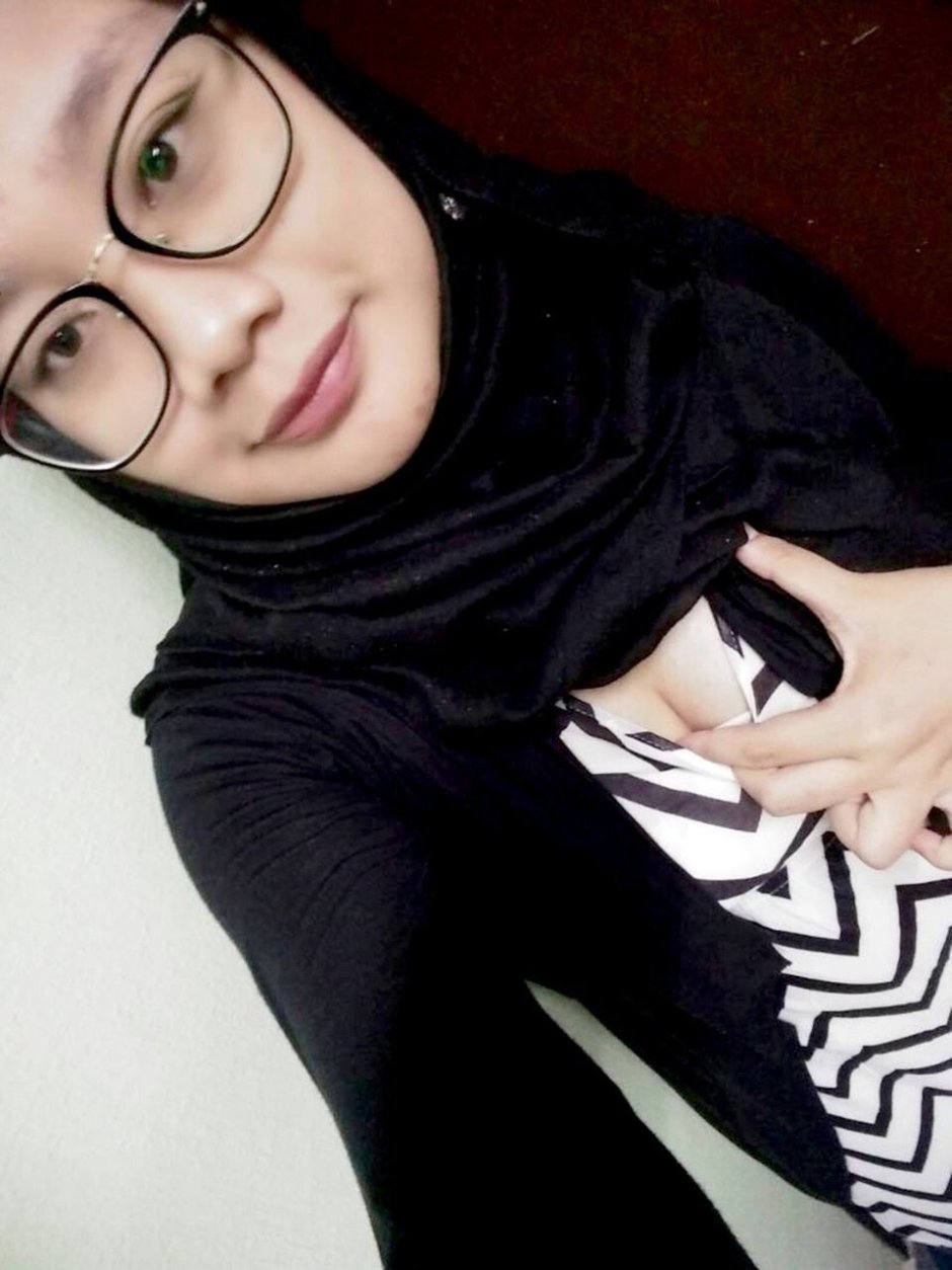 Bocil Viral Hijab Tutorial Wiwik Sampe Muntah Top Trending Global Indonesia 2025