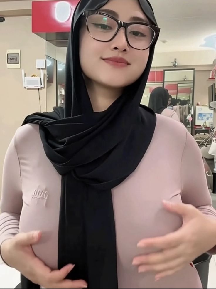 Jilbab Bocil Viral Hijab Ukhti Kebelet Wikwik di Mobil Takut Ketahuan Top Trending Global Jadi Pusat Kenangan Indonesia 2026 New