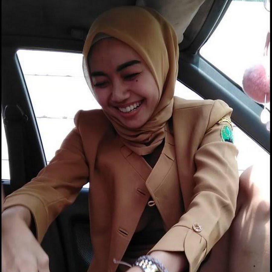 10 Video Guru SMP Viral Yandex Indo 2026 Jilbab Kenyot Yang Masih Sempit Dan Jadi Pusat Perhatian Wiwik Indonesia Top Global In The World Guys Anjay Gokil Keep Calm