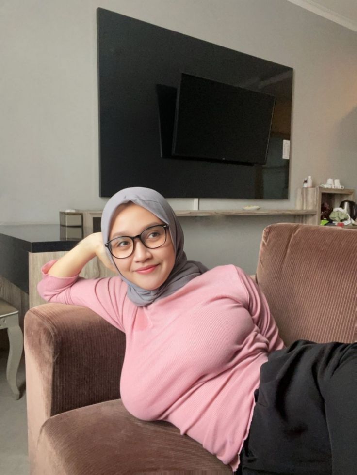 Jilbab Indo Viral ABG Gairah Yang Membara Di Balik Tirai Keajaiban Malam Super Funny